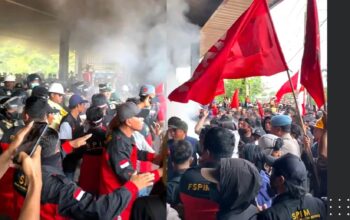 demontrasi buruh di depan kantor pt. imip keos, berikut isi tuntutan dan kronologis lengkapnya