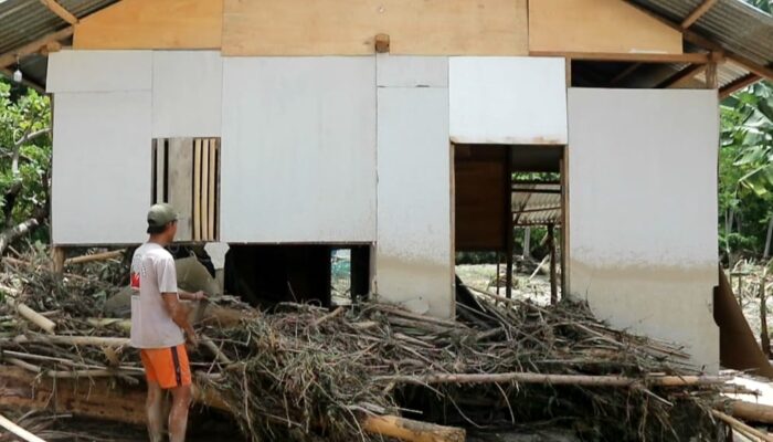 Pasca Banjir di Ogoansam, 71 Rumah Mengalami Rusak Berat dan Ringan