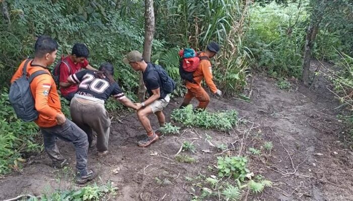 Operasi SAR Seorang Pendaki Alami Hipotermia di Gunung Gawalise