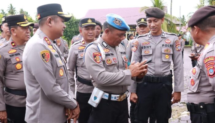 Tindak Tegas Anggota Terlibat Judol, Kapolres Parigi Moutong Sidak HP Personel
