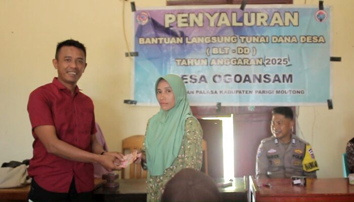 30 KPM Desa Ogoansam Terima Blt