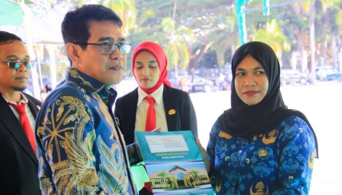 Pemkab Parigi Moutong Resmi Kukuhkan 893 PPPK dan Lantik Pejabat Pimpinan Tinggi Pratama