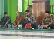 Bupati Erwin Burase Hadiri Halal Bihalal Bersama Warga Desa Palasa Tangki