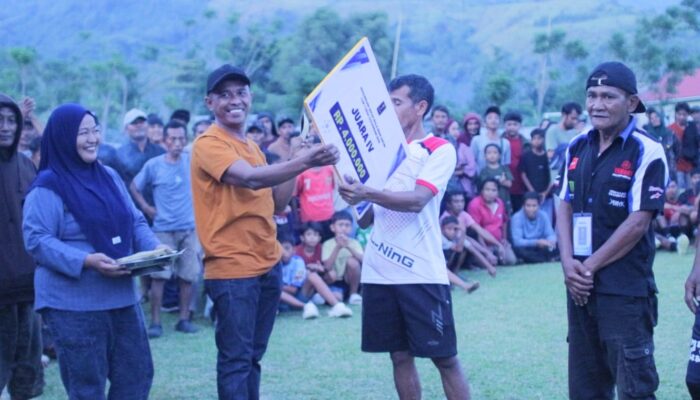 Dukungan Masyarakat Antar Sukseskan Turnamen Bumi Angin Cup 1 Ogoansam 2025