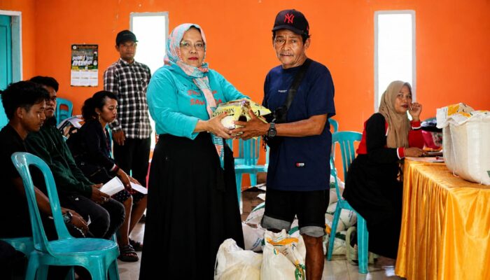 Salurkan Bantuan Beras untuk 849 KPM, Kades Pebounang : Ada Kendala Geografis