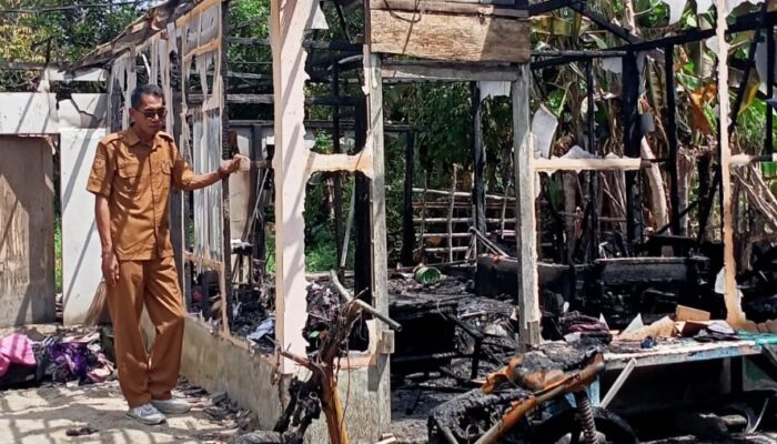 Satu Rumah di Donggulu Selatan Ludes Terbakar, Diduga Akibat Korsleting Listrik
