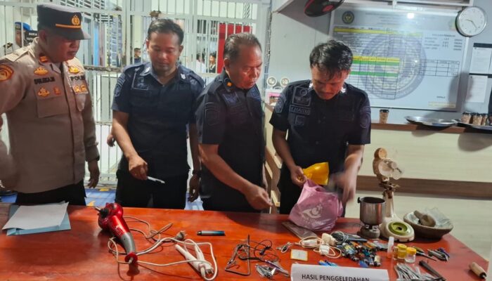 Razia Gabungan di Lapas Parigi: 12 WBP Positif Narkoba, 7 HP Disita