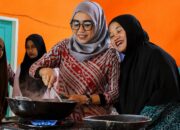 Pelatihan B2SA, TP-PKK Pebounang Belajar Olah Menu Bergizi dari Ibu Hamil hingga Lansia